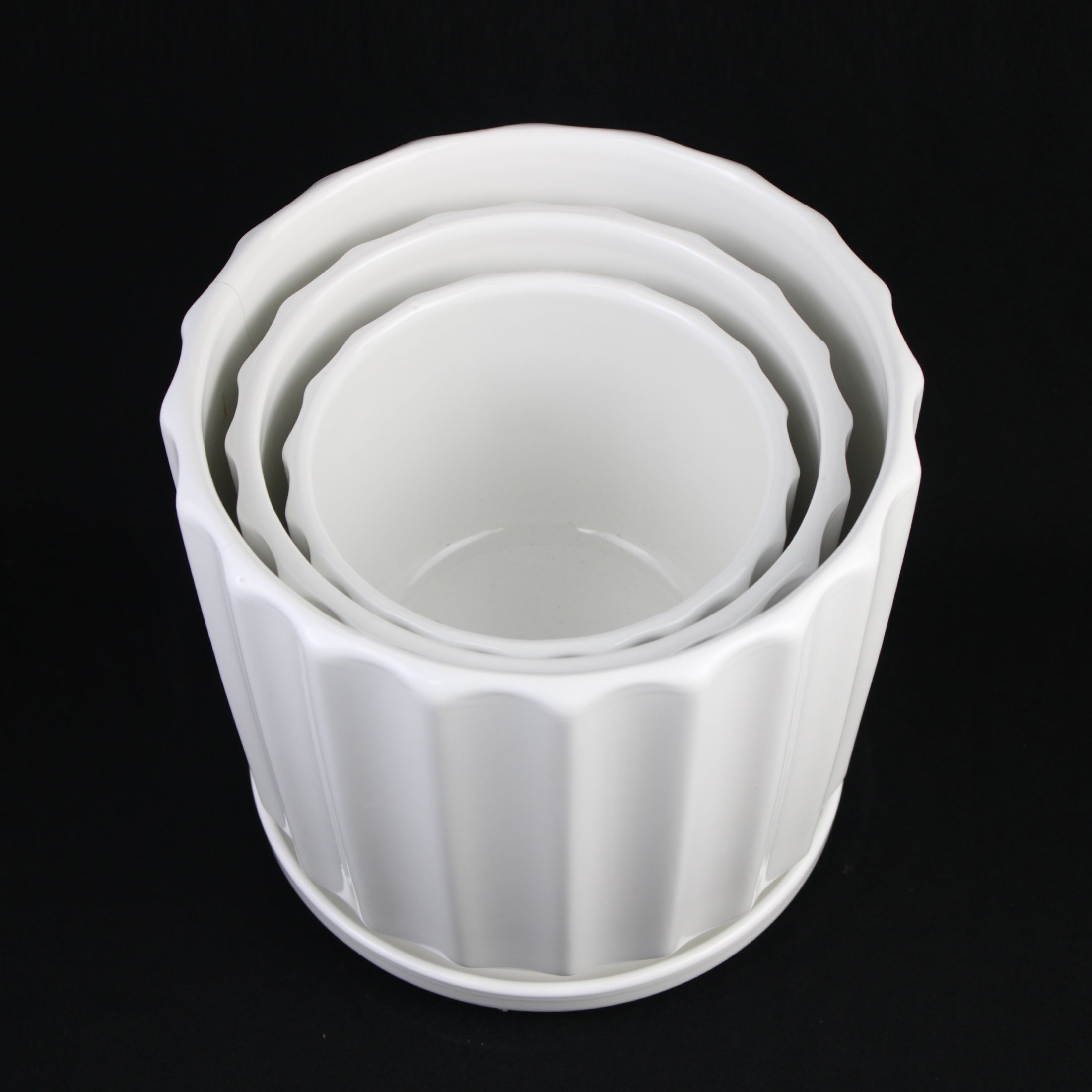 3-Piece White Ceramic Planter Pot Set with Fluted Design & Saucers