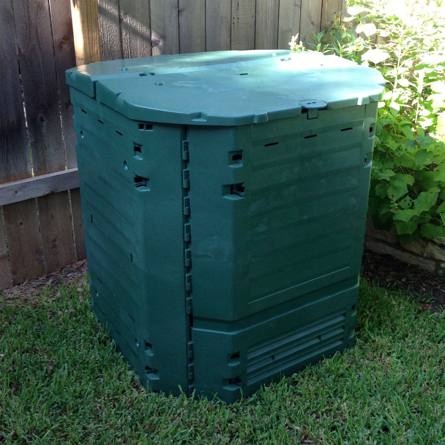 32-Cubic Ft. Heavy Duty Plastic Compost Bin